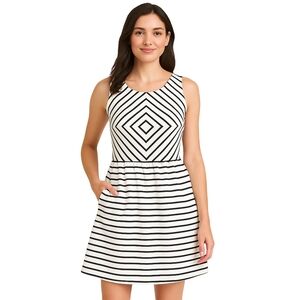 ANTHROPOLOGIE MAEVE Dress Womens Size 2 Black White Stripe Fit And Flare Pockets